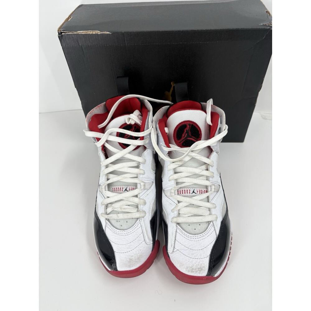 JORDAN JUMPMAN TWO TREY (GS) CONCORD BRED WHITE, BLACK, RED SNEAKERS (SZ: 6.5